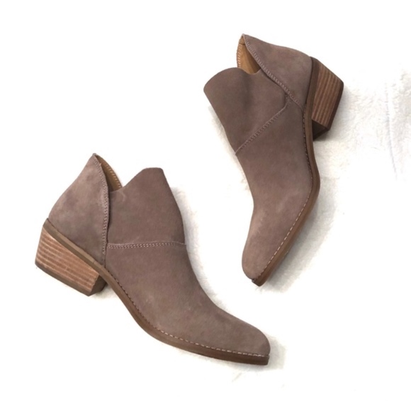 Lucky Brand Shoes - lucky brand fahmida booties taupe